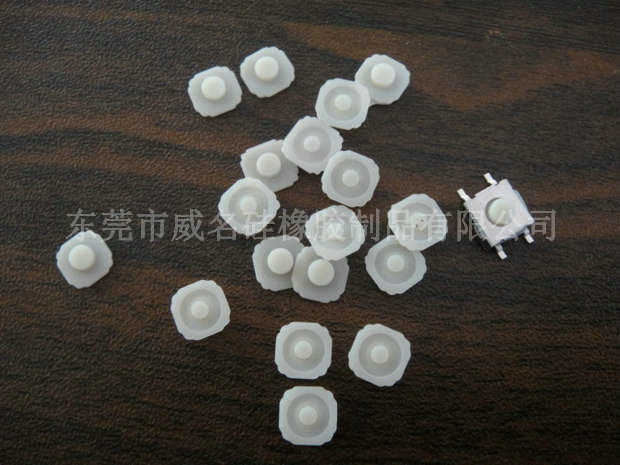 有腳單點(diǎn)硅膠按鍵，觸感非常