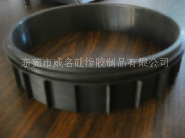 什么是導(dǎo)熱硅膠制品？